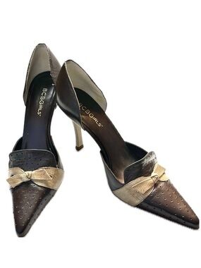 BCBGIRLS BROWN & CAMEL BOW PUMP